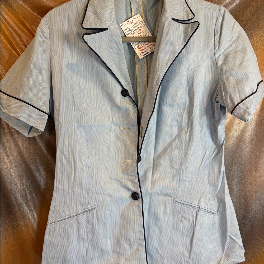 Vintage 40’s blazer top uniform with navy trim. 40” chest 500